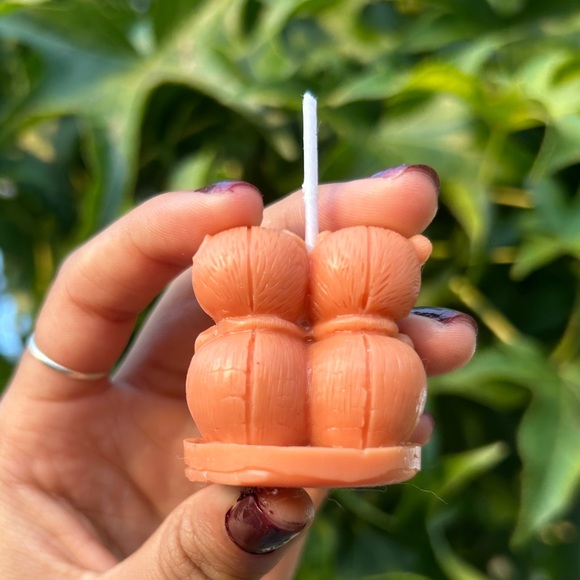 Smol teddy bear sweetheart candle, small candle - Picture 4 of 6